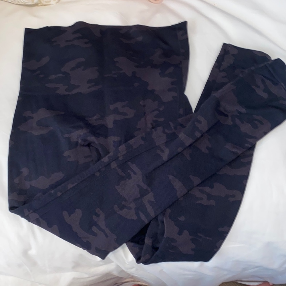 Spanx best selling camo leggings